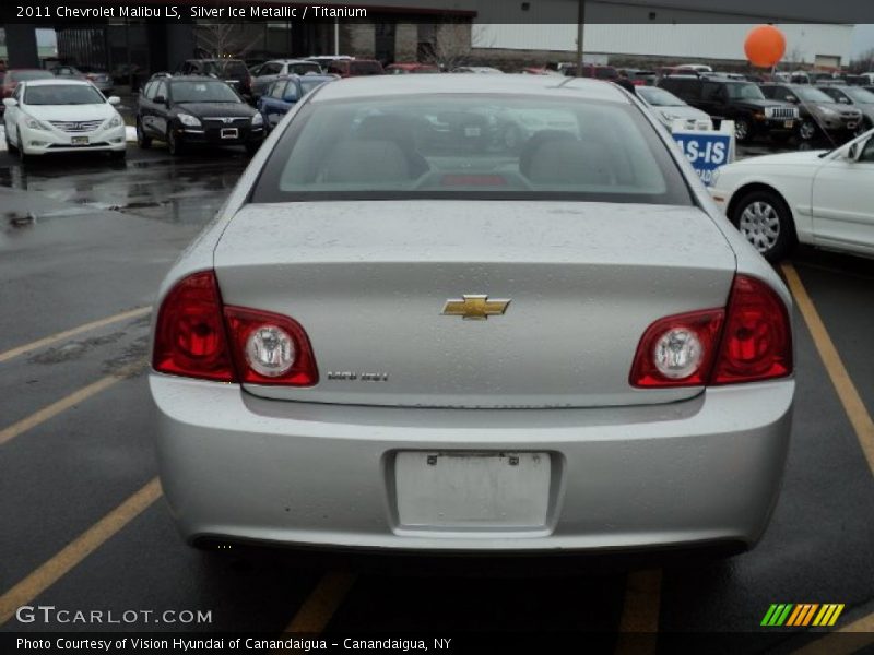 Silver Ice Metallic / Titanium 2011 Chevrolet Malibu LS