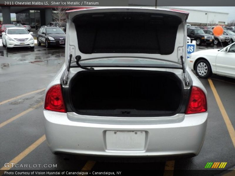 Silver Ice Metallic / Titanium 2011 Chevrolet Malibu LS