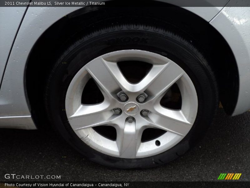 Silver Ice Metallic / Titanium 2011 Chevrolet Malibu LS