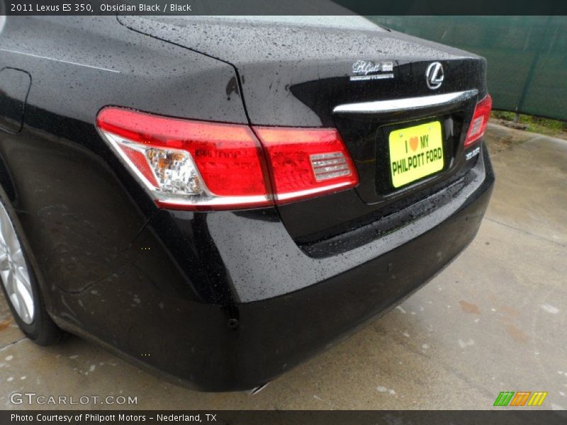 Obsidian Black / Black 2011 Lexus ES 350