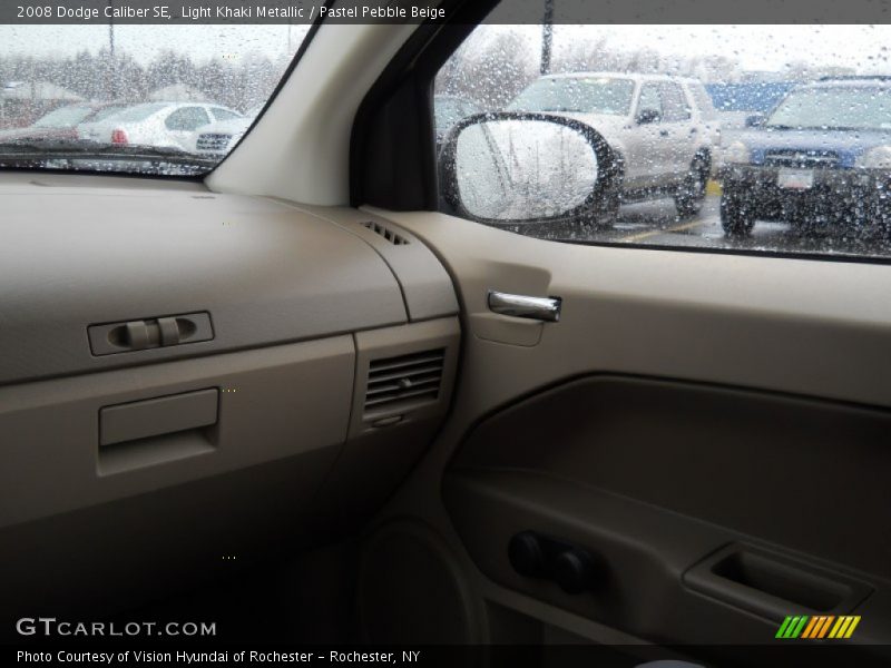 Light Khaki Metallic / Pastel Pebble Beige 2008 Dodge Caliber SE