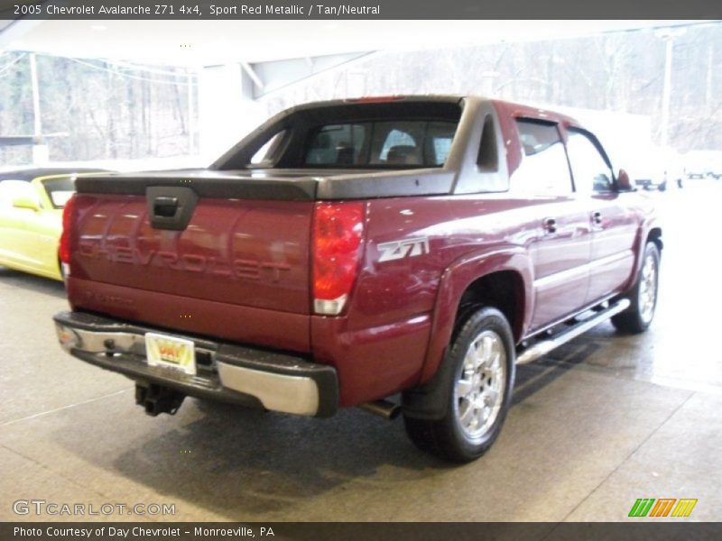 Sport Red Metallic / Tan/Neutral 2005 Chevrolet Avalanche Z71 4x4