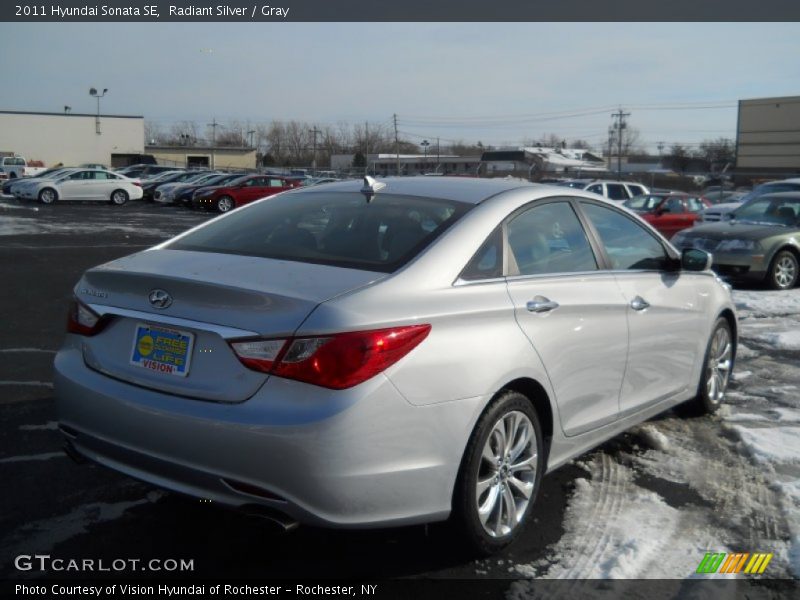 Radiant Silver / Gray 2011 Hyundai Sonata SE