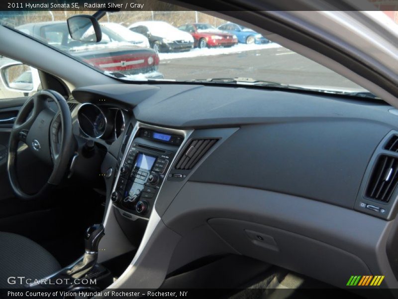 Radiant Silver / Gray 2011 Hyundai Sonata SE