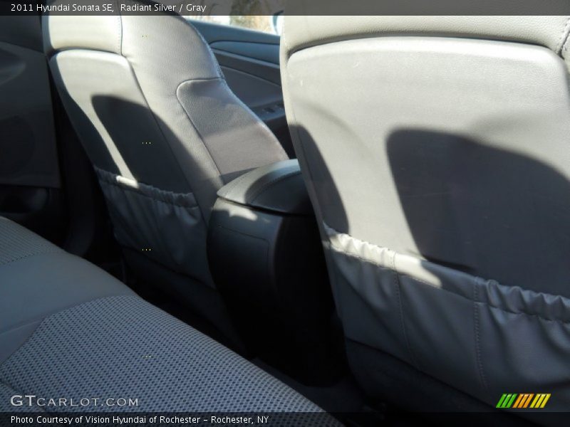 Radiant Silver / Gray 2011 Hyundai Sonata SE