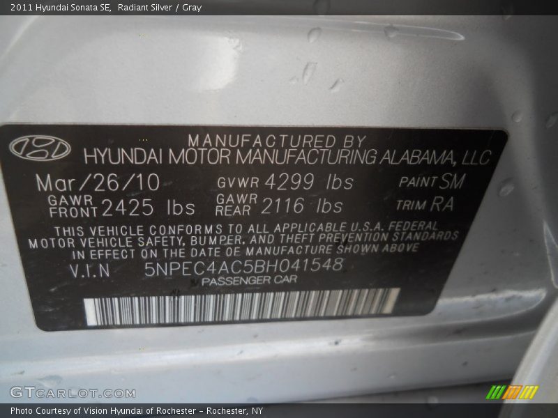 Radiant Silver / Gray 2011 Hyundai Sonata SE