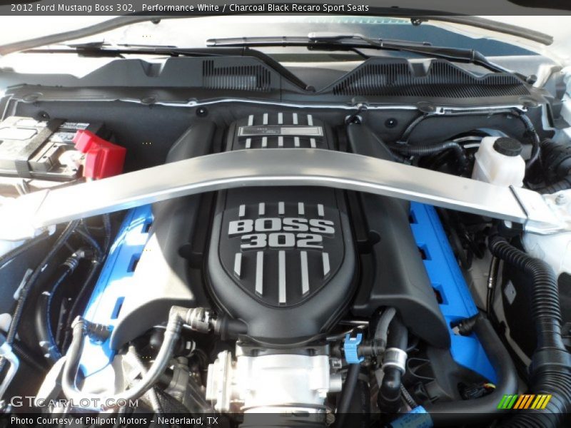  2012 Mustang Boss 302 Engine - 5.0 Liter Hi-Po DOHC 32-Valve Ti-VCT V8