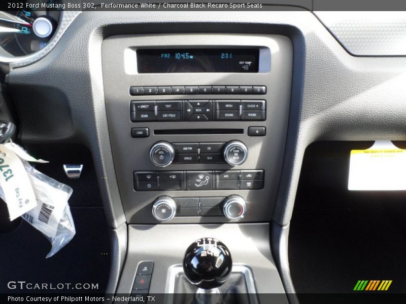 Controls of 2012 Mustang Boss 302