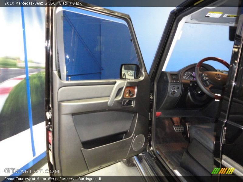 Black / Black 2010 Mercedes-Benz G 550