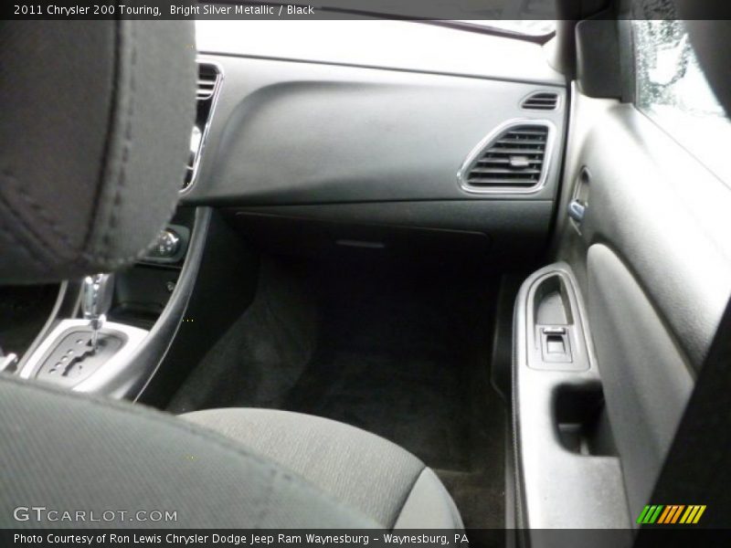 Bright Silver Metallic / Black 2011 Chrysler 200 Touring