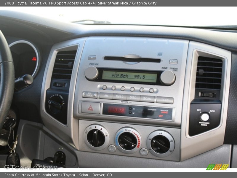 Silver Streak Mica / Graphite Gray 2008 Toyota Tacoma V6 TRD Sport Access Cab 4x4