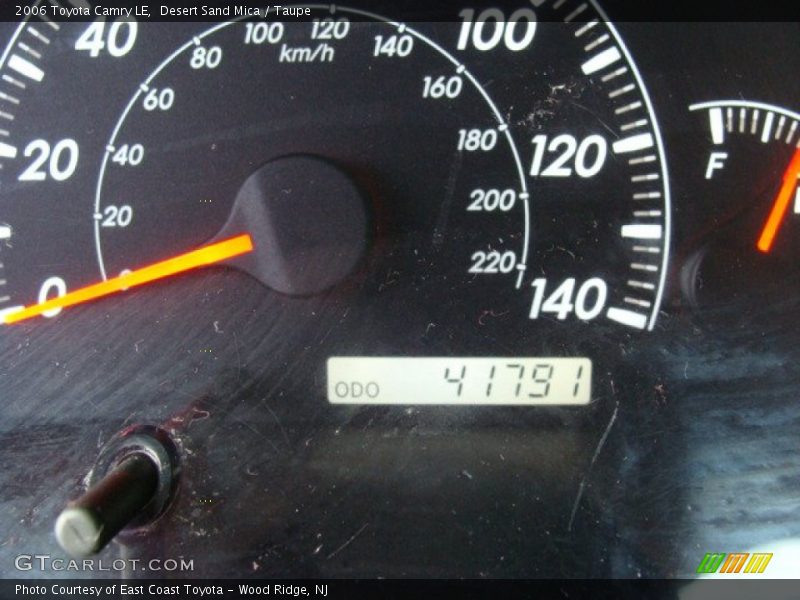 Desert Sand Mica / Taupe 2006 Toyota Camry LE
