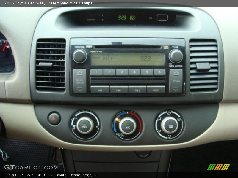 Desert Sand Mica / Taupe 2006 Toyota Camry LE