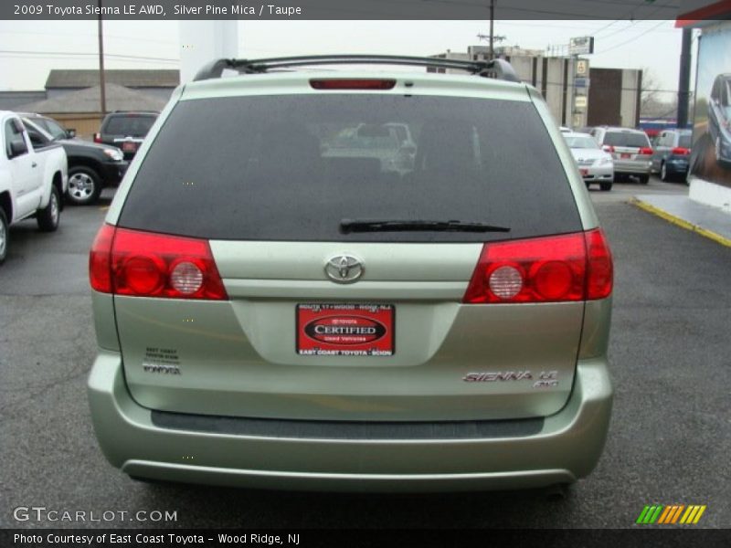 Silver Pine Mica / Taupe 2009 Toyota Sienna LE AWD