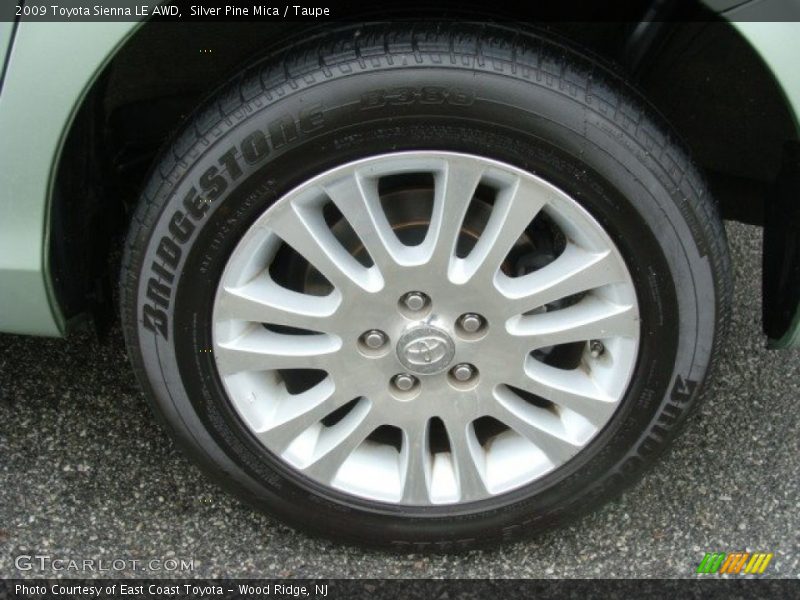 Silver Pine Mica / Taupe 2009 Toyota Sienna LE AWD