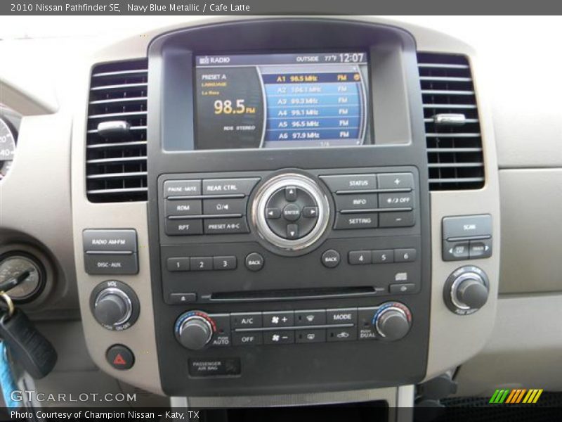 Controls of 2010 Pathfinder SE