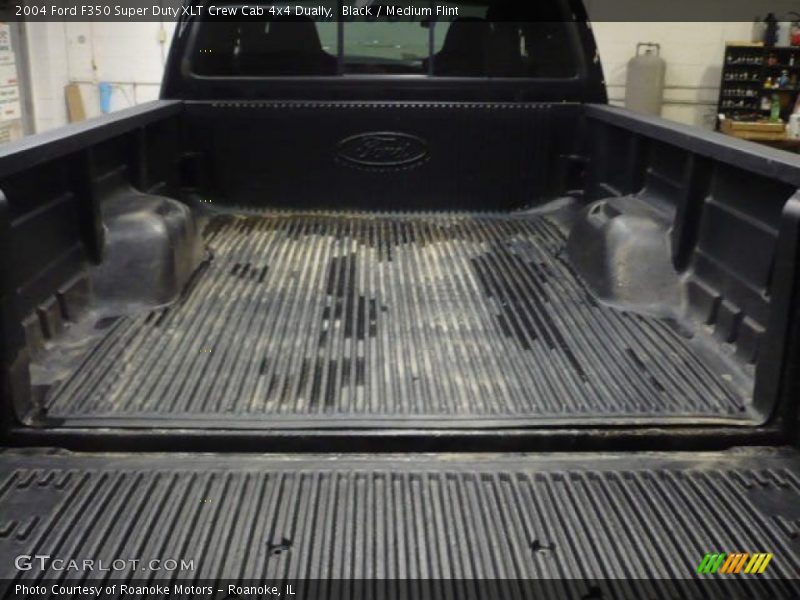 Black / Medium Flint 2004 Ford F350 Super Duty XLT Crew Cab 4x4 Dually