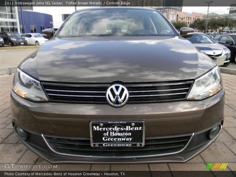 Toffee Brown Metallic / Cornsilk Beige 2011 Volkswagen Jetta SEL Sedan