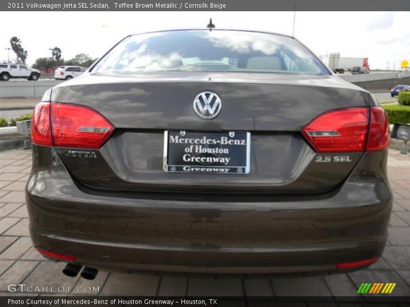 Toffee Brown Metallic / Cornsilk Beige 2011 Volkswagen Jetta SEL Sedan