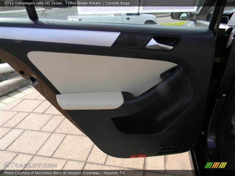 Toffee Brown Metallic / Cornsilk Beige 2011 Volkswagen Jetta SEL Sedan