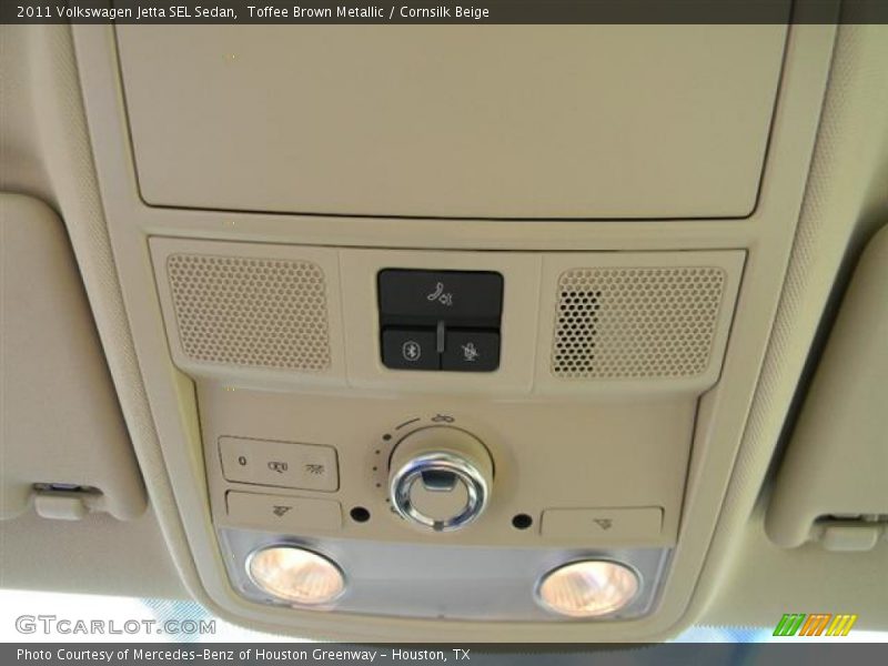 Toffee Brown Metallic / Cornsilk Beige 2011 Volkswagen Jetta SEL Sedan