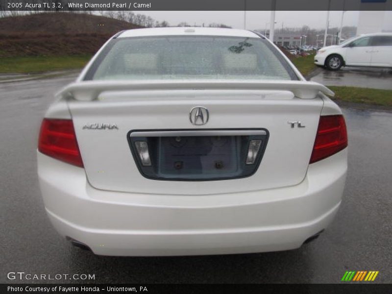 White Diamond Pearl / Camel 2005 Acura TL 3.2