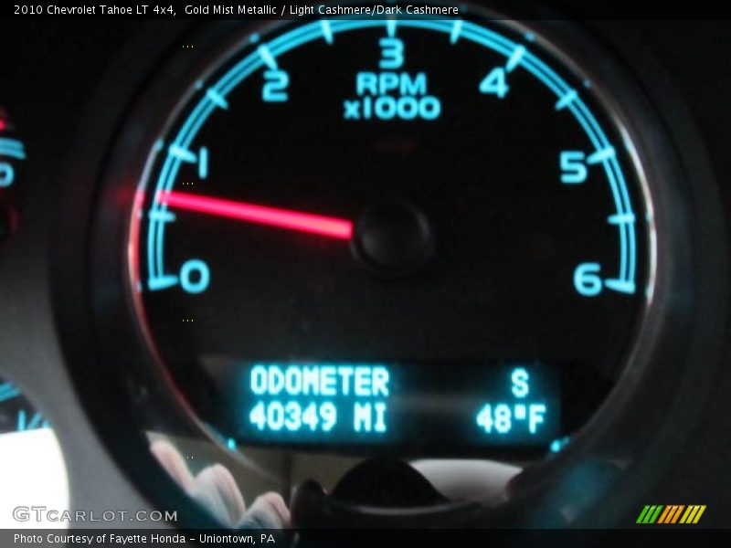 Gold Mist Metallic / Light Cashmere/Dark Cashmere 2010 Chevrolet Tahoe LT 4x4