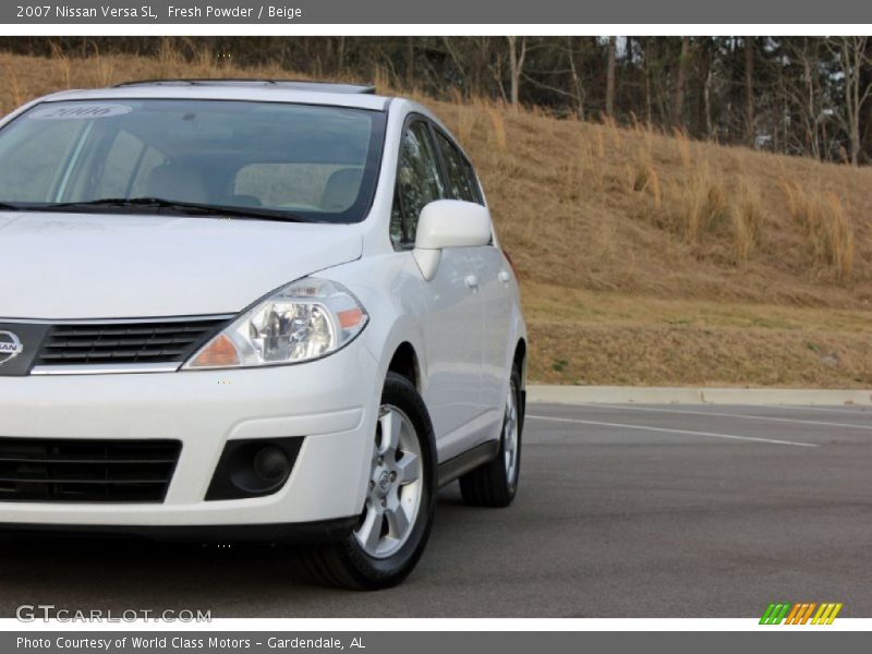 Fresh Powder / Beige 2007 Nissan Versa SL
