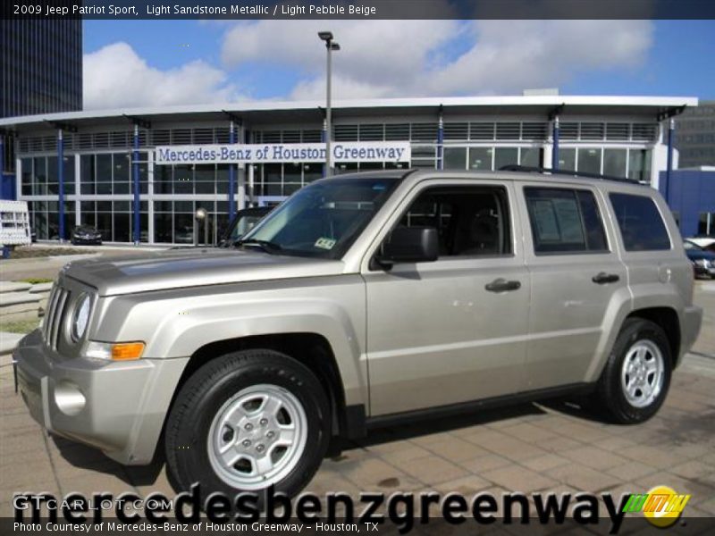 Light Sandstone Metallic / Light Pebble Beige 2009 Jeep Patriot Sport