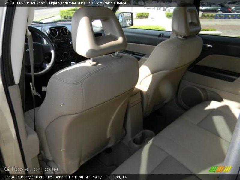 Light Sandstone Metallic / Light Pebble Beige 2009 Jeep Patriot Sport