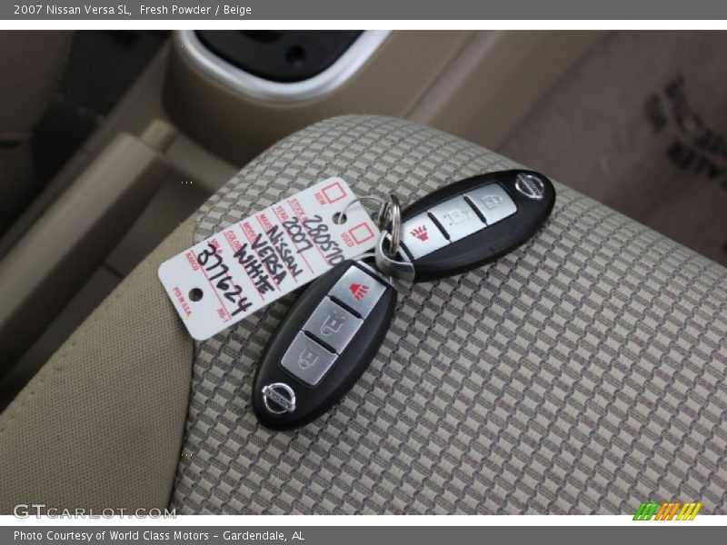 Keys of 2007 Versa SL