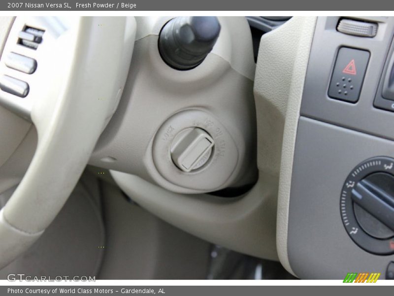 Fresh Powder / Beige 2007 Nissan Versa SL