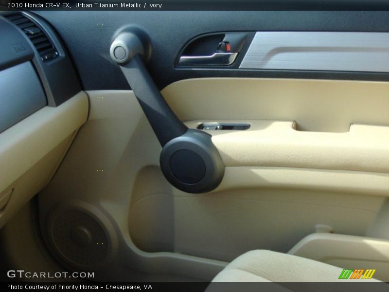Urban Titanium Metallic / Ivory 2010 Honda CR-V EX