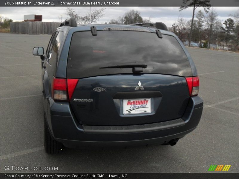 Torched Steel Blue Pearl / Charcoal 2006 Mitsubishi Endeavor LS