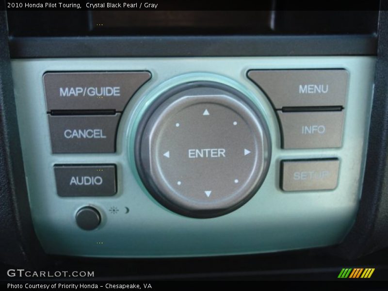Controls of 2010 Pilot Touring