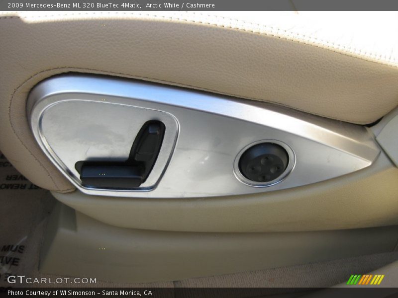 Arctic White / Cashmere 2009 Mercedes-Benz ML 320 BlueTec 4Matic