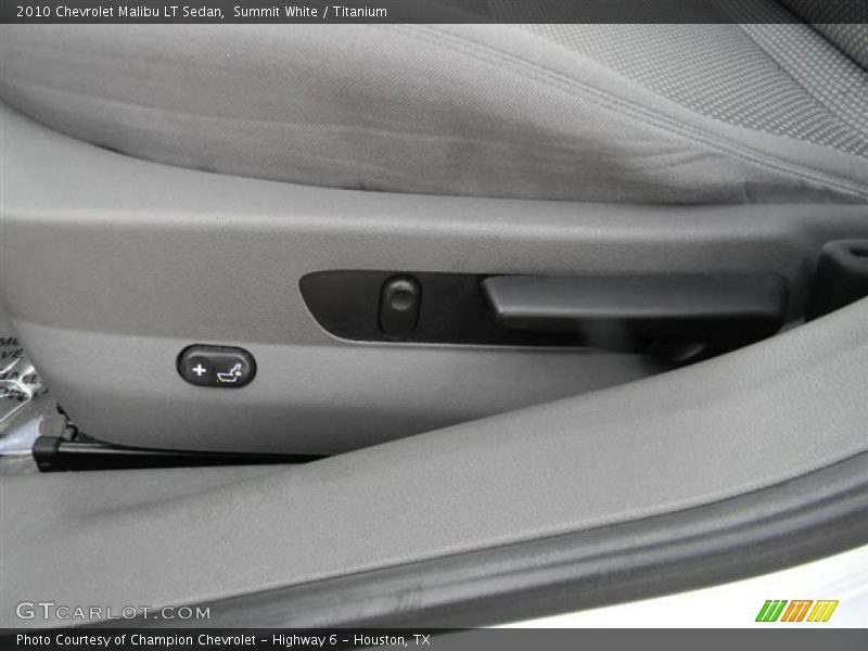 Summit White / Titanium 2010 Chevrolet Malibu LT Sedan