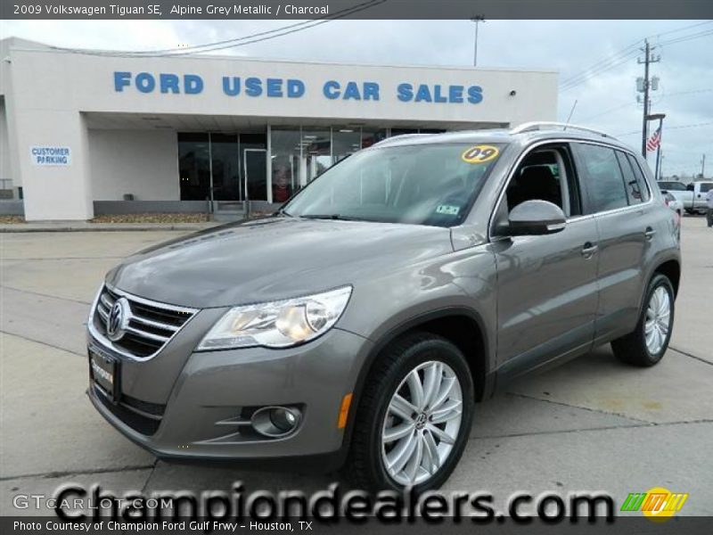 Alpine Grey Metallic / Charcoal 2009 Volkswagen Tiguan SE