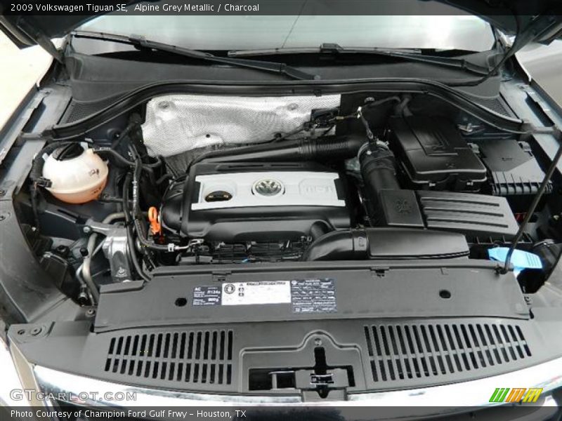 Alpine Grey Metallic / Charcoal 2009 Volkswagen Tiguan SE