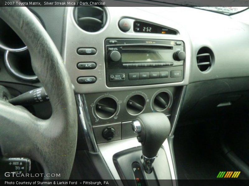 Silver Streak Mica / Dark Charcoal 2007 Toyota Matrix