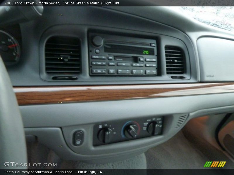 Spruce Green Metallic / Light Flint 2003 Ford Crown Victoria Sedan