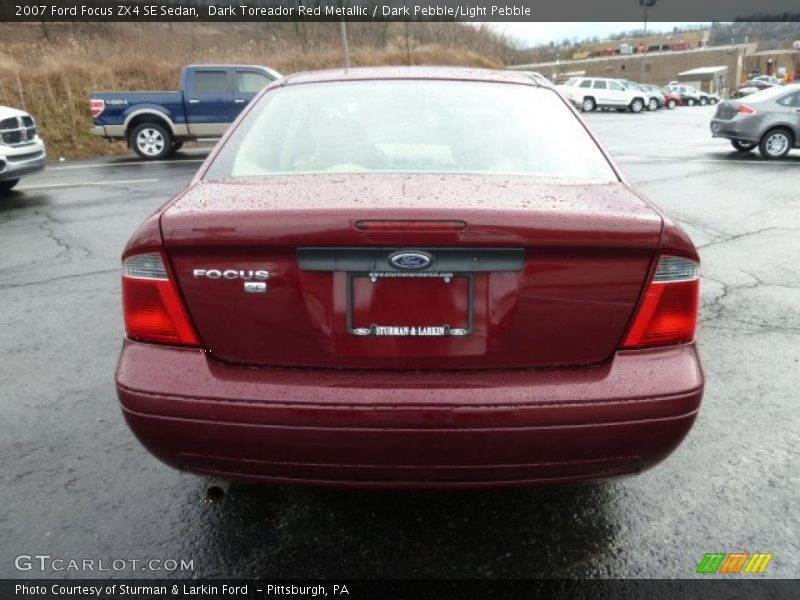 Dark Toreador Red Metallic / Dark Pebble/Light Pebble 2007 Ford Focus ZX4 SE Sedan