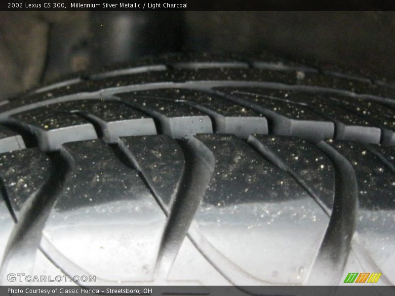 Millennium Silver Metallic / Light Charcoal 2002 Lexus GS 300