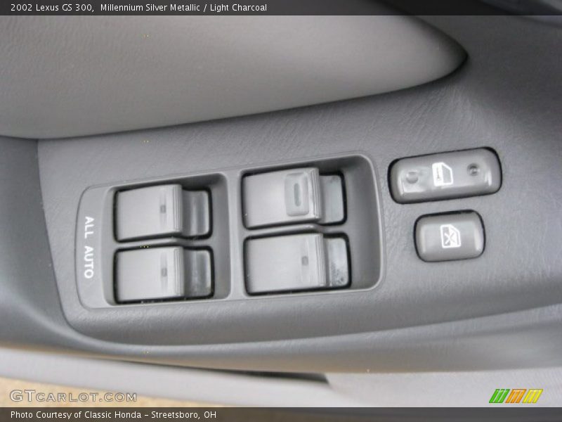 Millennium Silver Metallic / Light Charcoal 2002 Lexus GS 300