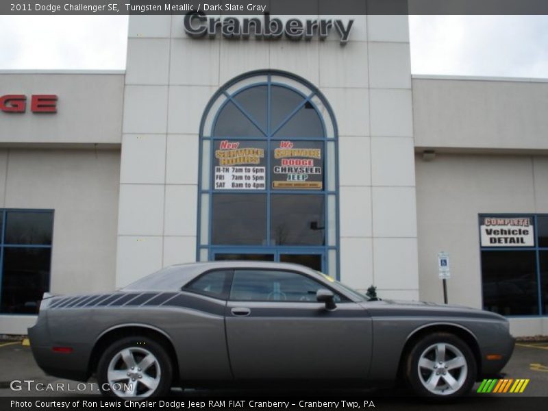Tungsten Metallic / Dark Slate Gray 2011 Dodge Challenger SE