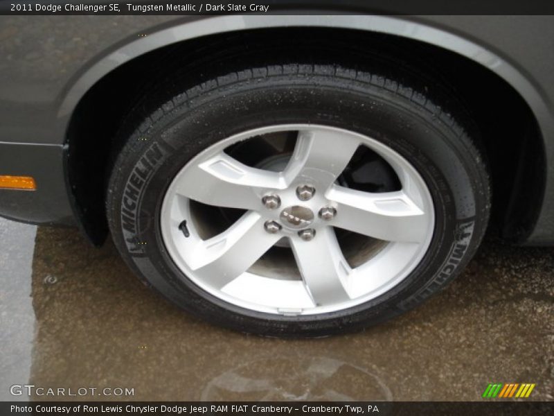 Tungsten Metallic / Dark Slate Gray 2011 Dodge Challenger SE