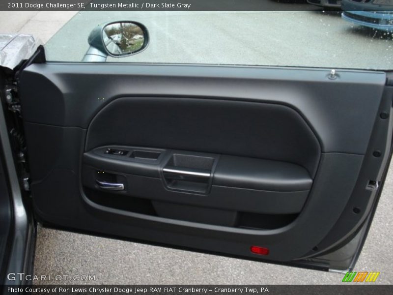 Tungsten Metallic / Dark Slate Gray 2011 Dodge Challenger SE