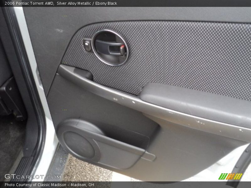 Silver Alloy Metallic / Ebony Black 2006 Pontiac Torrent AWD
