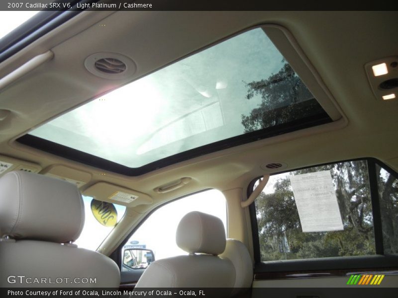Light Platinum / Cashmere 2007 Cadillac SRX V6