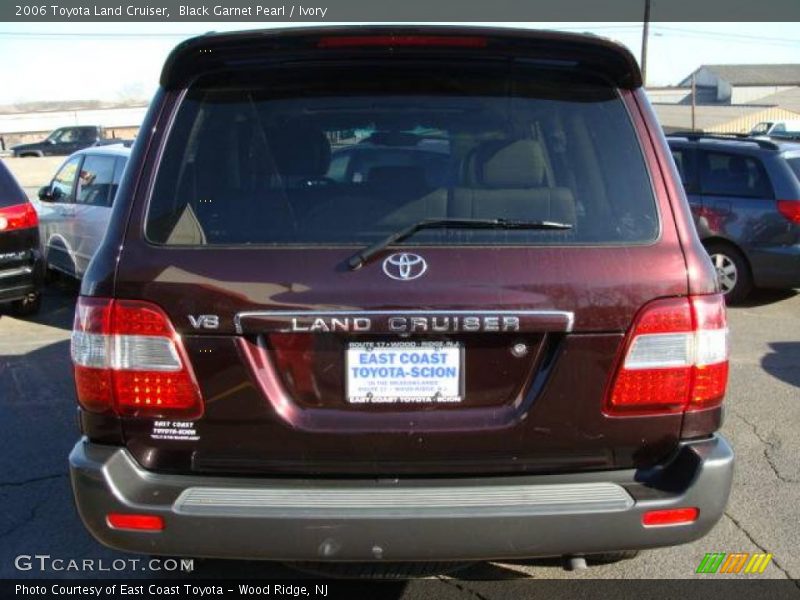 Black Garnet Pearl / Ivory 2006 Toyota Land Cruiser